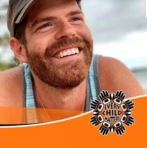 Meet your Posher, Travis